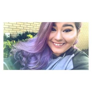 Meet your Posher, Raquel